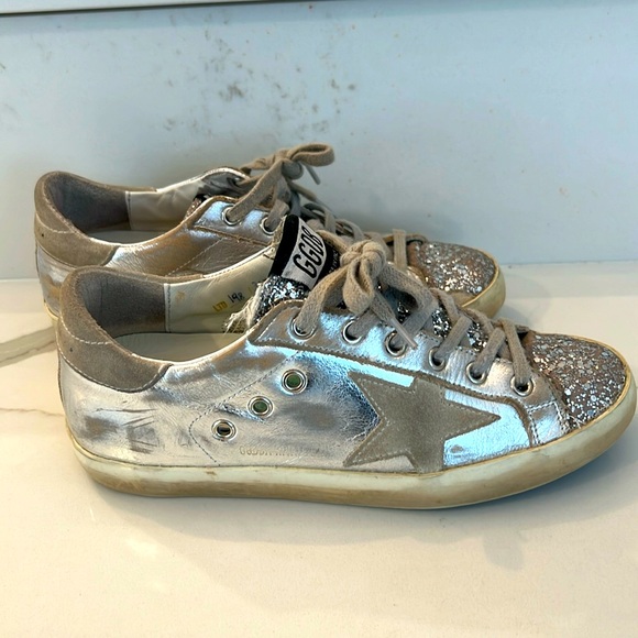 women’s  Golden Goose super-star sneakers - Picture 1 of 6